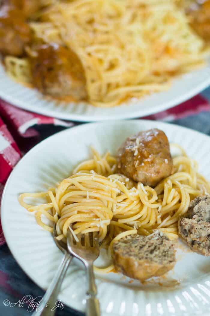 Easy and delicious Bosnian style meatballs